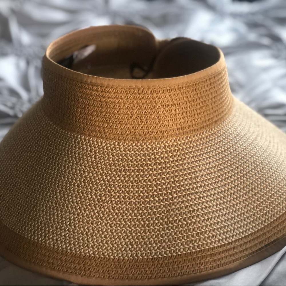 Hat - Picture 12 of 13